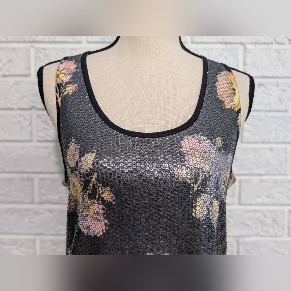 Anthropologie Silence + Noise Sequin Front Floral Scoop Neck Tunic Tank Top Sz M - Picture 2 of 9